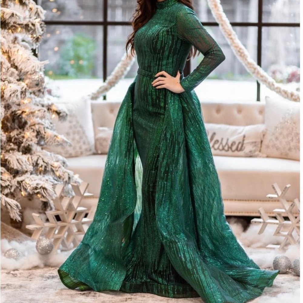 Green gown dress mermaid